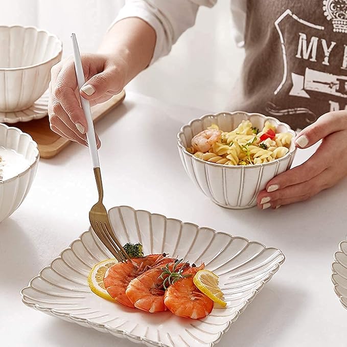 26 Pcs Dinnerware Sets, Porcelain Tableware Set with Plates and Bowls, White Ceramic Dinner Set for Home Kitchen and Dinning, Microwave and Dishwasher Safe, Service (White 26pcs)